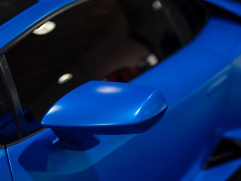 Used 2020 Lamborghini Huracan EVO RWD image 21