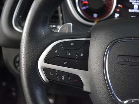 Used 2018 Dodge Challenger R/T Scat Pack w/ Leather Interior Group image 15