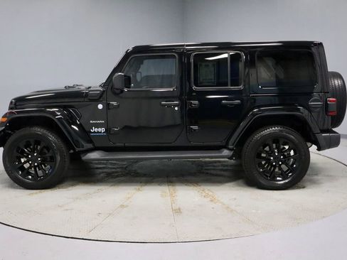 Used 2023 Jeep Wrangler Unlimited Sahara w/ Cold Weather Group image 8