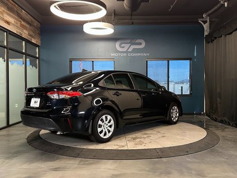 Used 2025 Toyota Corolla LE image 3