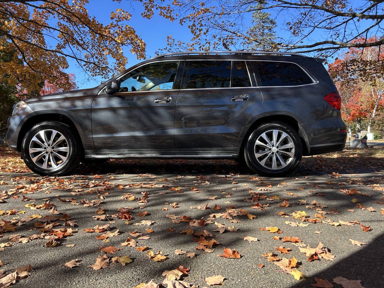 Used 2016 Mercedes-Benz GL 450 4MATIC image 39