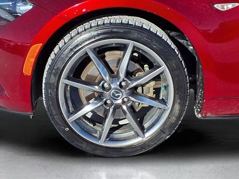 Used 2021 MAZDA MX-5 Miata Grand Touring image 12