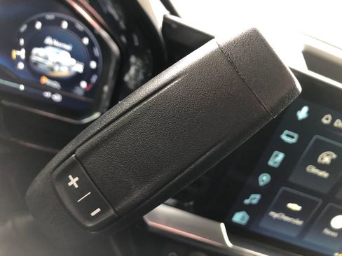 Used 2025 Chevrolet Silverado 1500 LT image 28