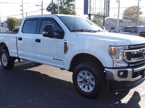 Used 2022 Ford F250 XLT w/ XLT Value Package image 4