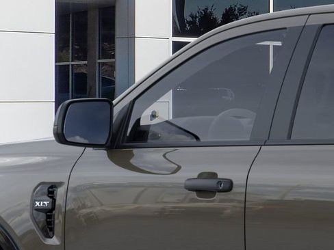 New 2025 Ford Ranger XLT w/ FX4 Off-Road Package image 40