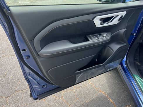 New 2026 Subaru Forester Touring AWD/4WD image 10