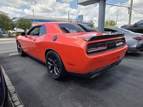 Used 2021 Dodge Challenger R/T w/ Driver Convenience Group RWD image 8