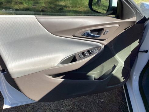 Used 2024 Chevrolet Malibu LT image 13