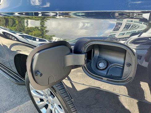 Used 2025 Chevrolet Suburban Premier w/ Sun And Tow Package RWD image 13