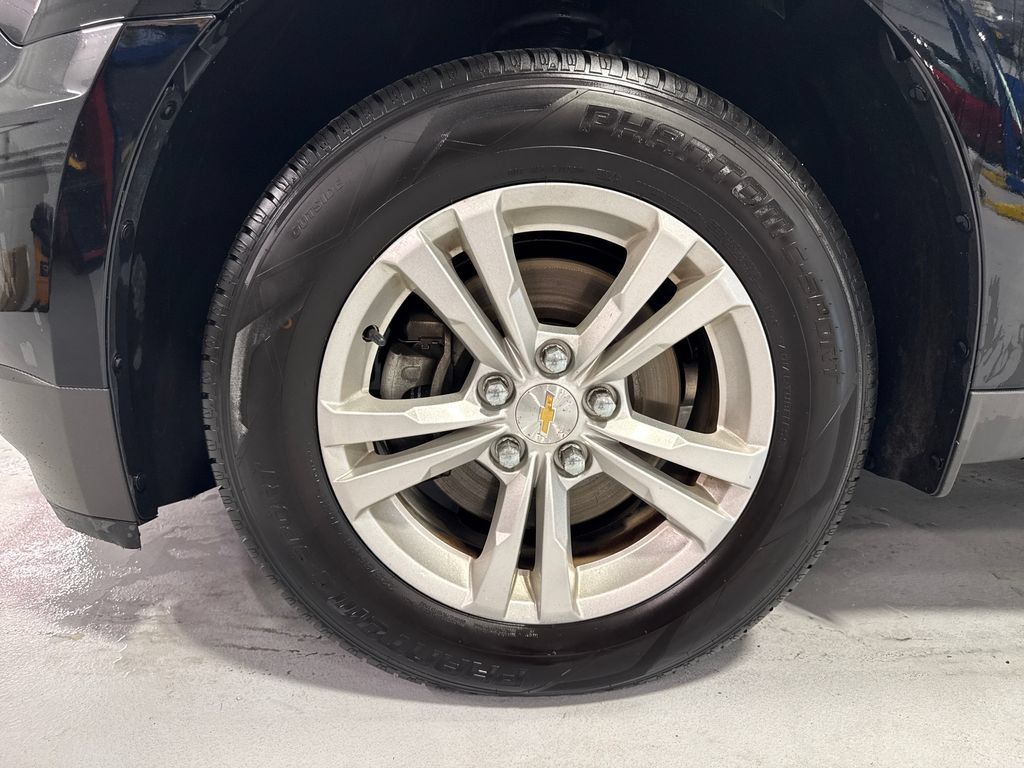 Used 2016 Chevrolet Equinox LS FWD image 43