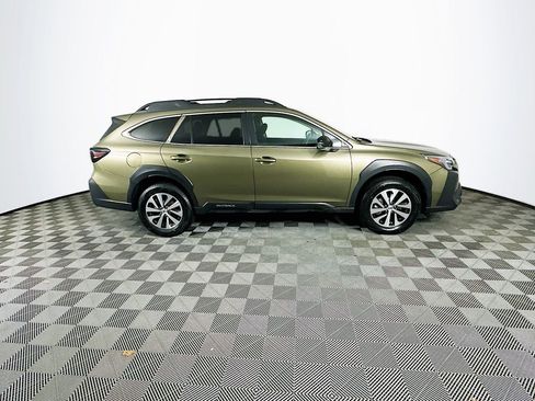 Certified 2025 Subaru Outback Premium AWD/4WD image 11