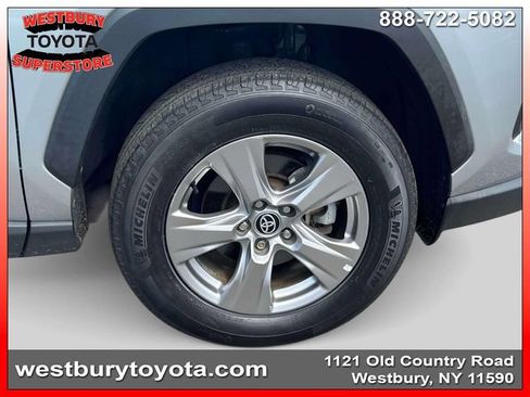 Used 2022 Toyota RAV4 XLE w/ Convenience Package AWD/4WD image 14