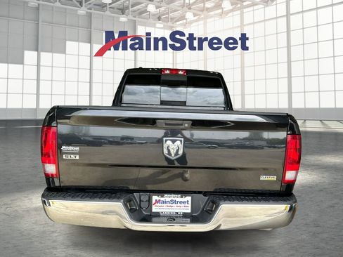 Used 2016 RAM 1500 Classic SLT image 4