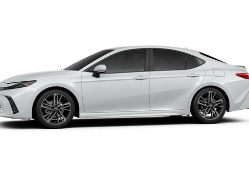 New 2026 Toyota Camry Hybrid FWD image 41
