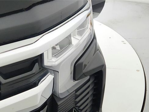 Used 2026 Chevrolet Silverado 1500 LT AWD/4WD image 31