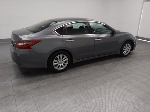Used 2018 Nissan Altima 2.5 S w/ S Convenience Package image 10