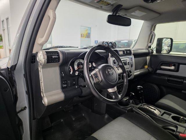 Used 2013 Toyota FJ Cruiser 4WD w/ Trail Teams Special Edition image 7