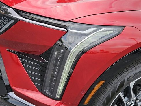 New 2025 Cadillac Optiq Sport 2 w/ LPO, Floor Liner Package image 6