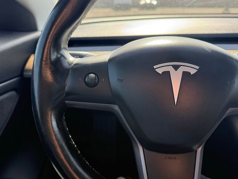 Used 2018 Tesla Model 3 Long Range RWD image 17