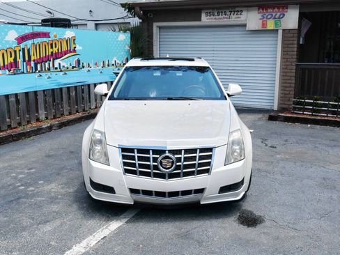 Used 2012 Cadillac CTS Luxury RWD image 2
