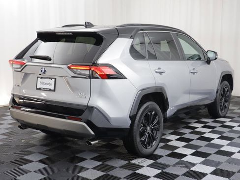 Used 2022 Toyota RAV4 XSE image 18