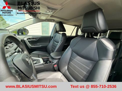 Used 2023 Toyota RAV4 XLE AWD/4WD image 18