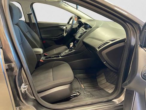 Used 2016 Ford Focus SE image 15