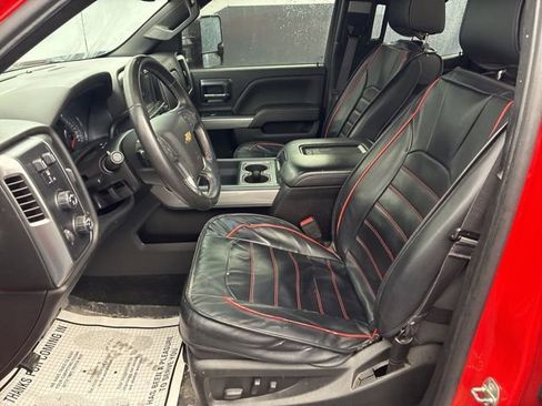 Used 2017 Chevrolet Silverado 1500 LT w/ All Star Edition image 8