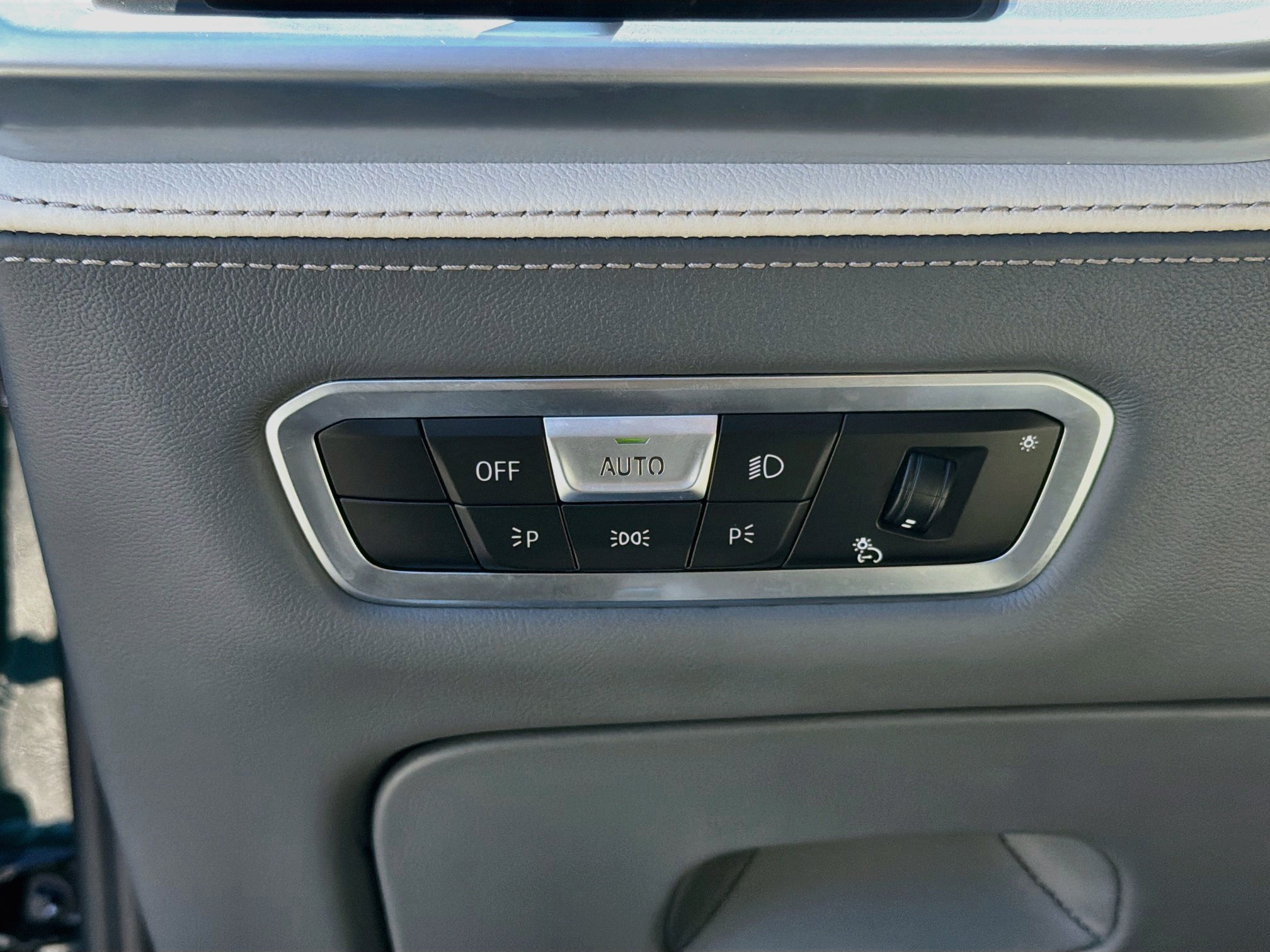 Used 2023 BMW X7 M60i w/ Executive Package AWD/4WD image 38