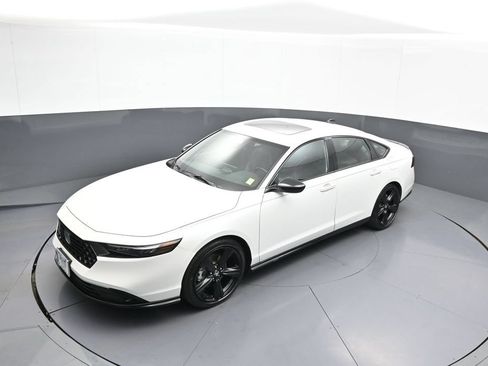 Certified 2023 Honda Accord Sport image 65