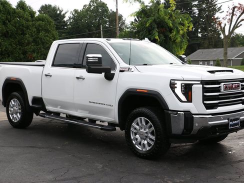 Used 2024 GMC Sierra 2500 SLT w/ SLT Convenience Package AWD/4WD image 7