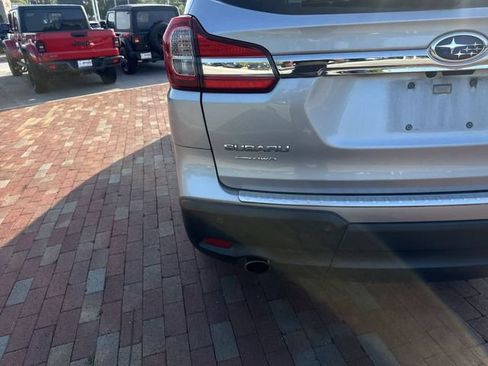 Used 2021 Subaru Ascent Limited w/ Technology Package AWD/4WD image 8