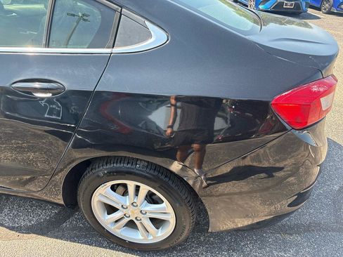 Used 2016 Chevrolet Cruze LT FWD image 13