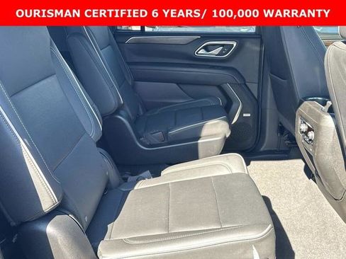 Certified 2024 Chevrolet Suburban Premier w/ Premium Package image 11