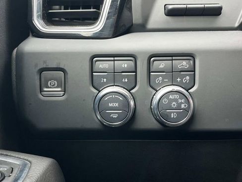 Used 2023 GMC Sierra 1500 Denali w/ Technology Package image 37