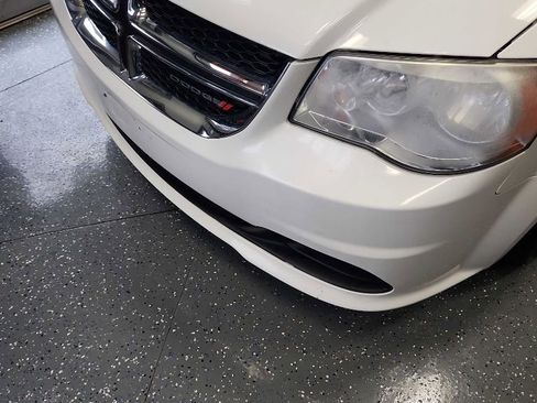 Used 2012 Dodge Grand Caravan SXT FWD image 8