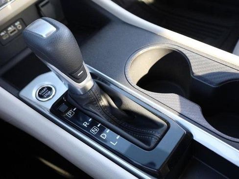 Certified 2025 Nissan Altima 2.5 SV FWD image 15