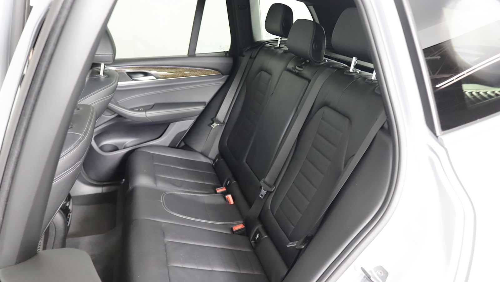 Used 2019 BMW X3 xDrive30i w/ Premium Package AWD/4WD image 14