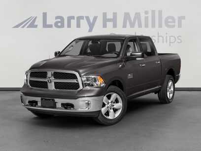 Used 2019 RAM 1500 Classic SLT w/ Luxury Group