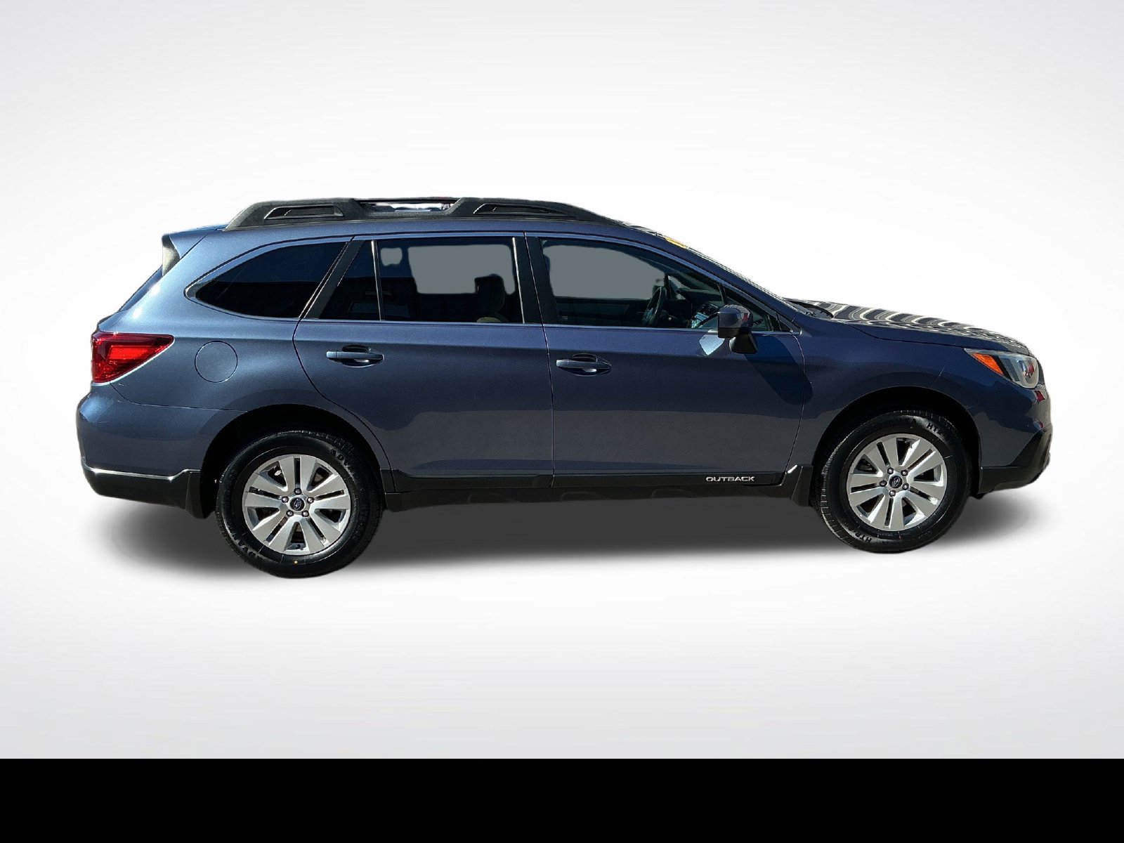 Used 2017 Subaru Outback 2.5i Premium AWD/4WD image 6