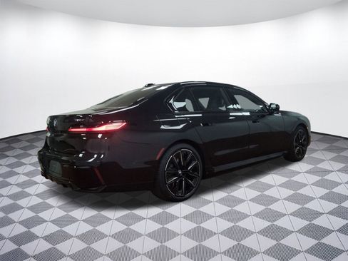 Used 2026 BMW 750e xDrive image 8