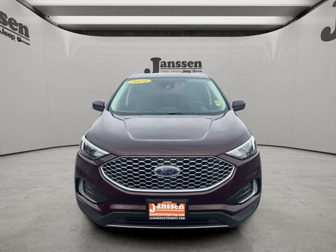 Used 2024 Ford Edge SEL image 7