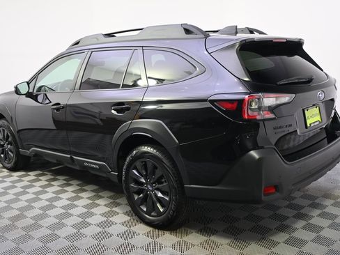 Used 2024 Subaru Outback Onyx Edition AWD/4WD image 3