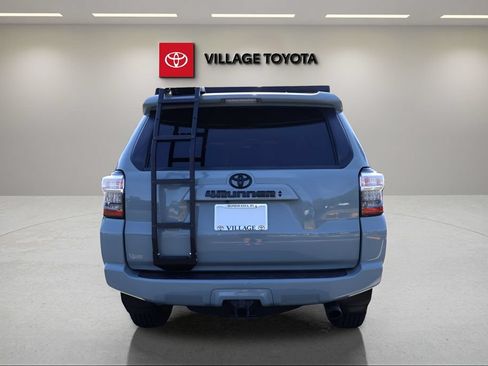 Certified 2022 Toyota 4Runner Trail Special Edition AWD/4WD image 4