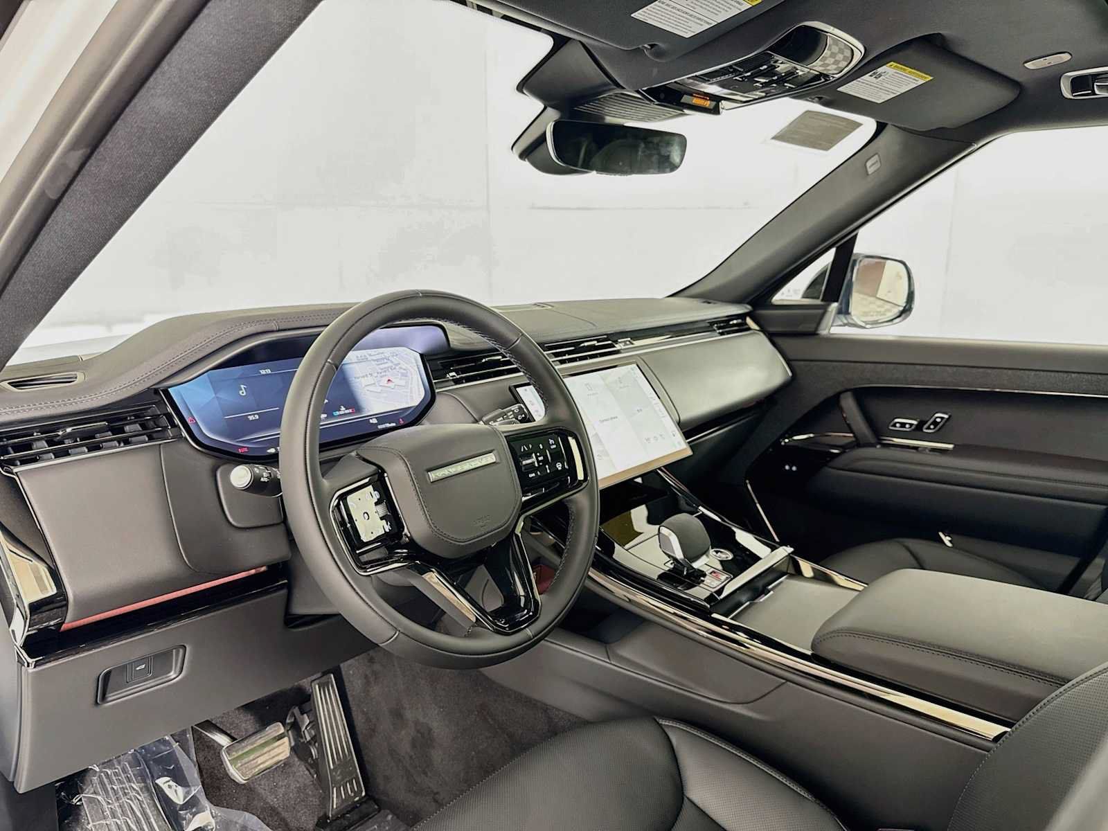 New 2026 Land Rover Range Rover Sport Dynamic SE AWD/4WD image 9