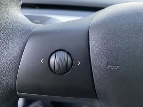 Used 2020 Tesla Model 3 image 17