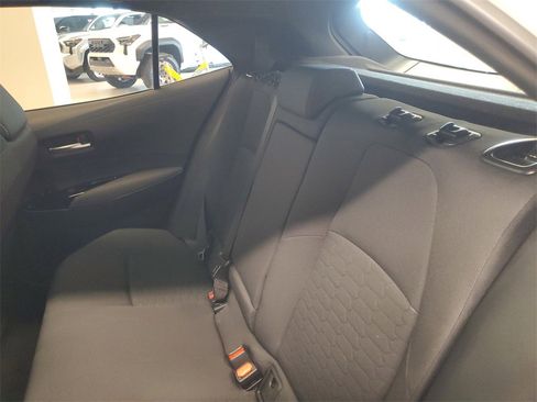 Used 2025 Toyota Corolla SE image 12