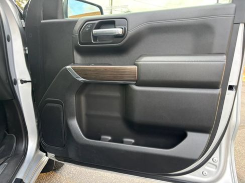 Used 2021 Chevrolet Silverado 1500 LT AWD/4WD image 21