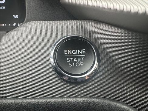 Used 2025 Ford Explorer ST image 19