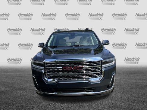 Used 2020 GMC Acadia Denali w/ Technology Package FWD image 3